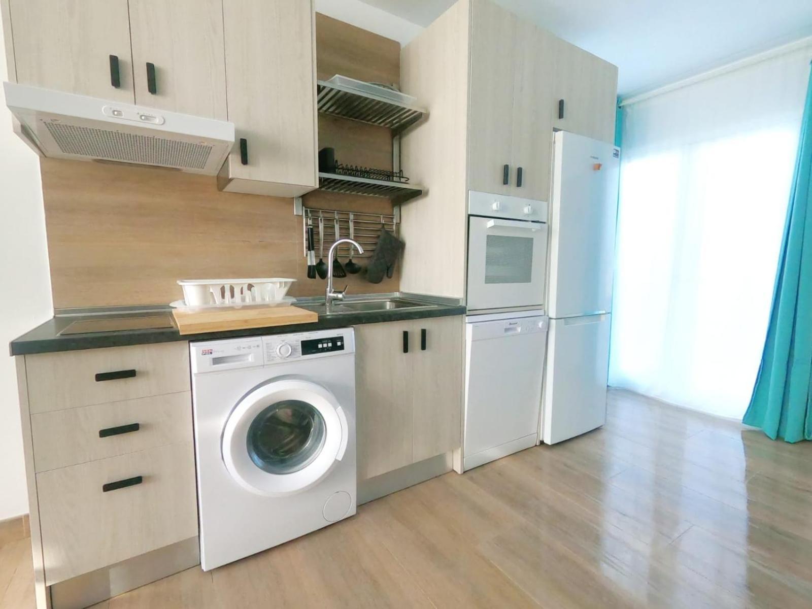 Jardin Del Mar Apartment Тинахо Екстериор снимка