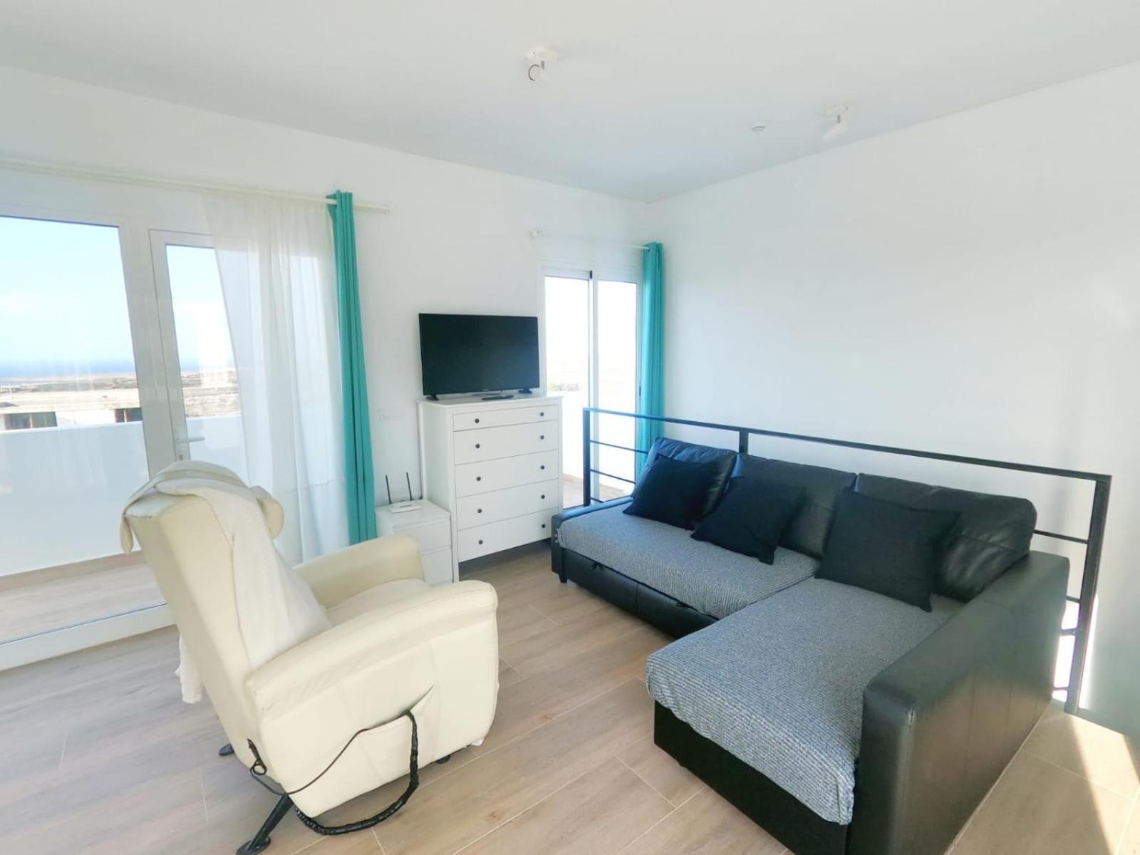 Jardin Del Mar Apartment Тинахо Екстериор снимка